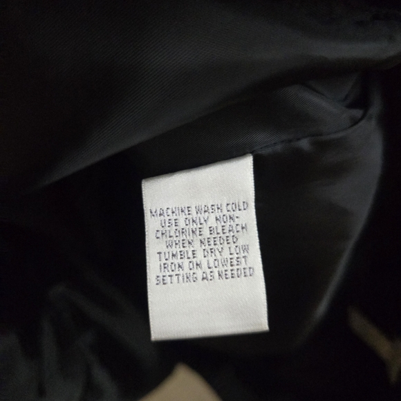 💝 2/$15 or 3/$20  Worthington Black Pleated Tafetta Skirt - Picture 4 of 8